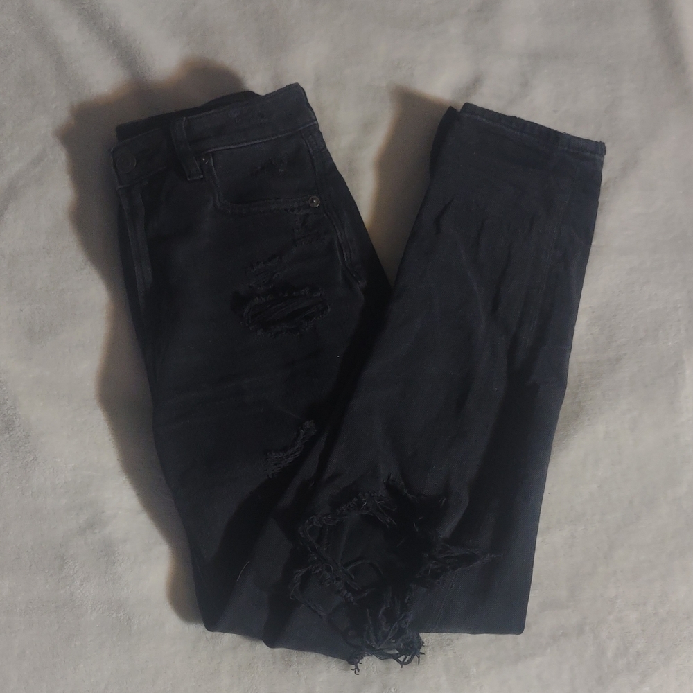 American Eagle Distressed Comfort Stretch Waist Black Mom Jeans
